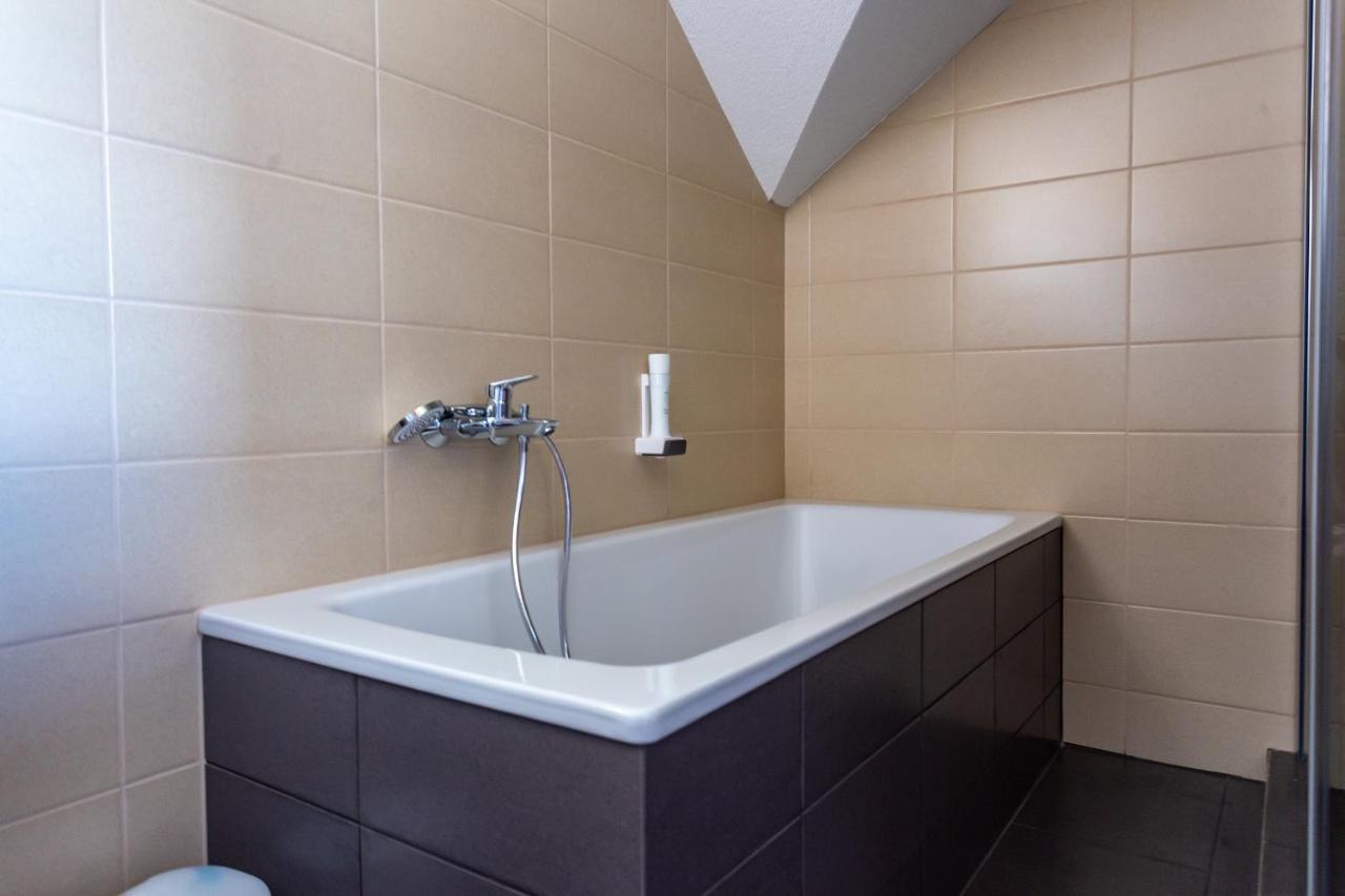 Vagacov Dom Hotel Gyetve Kültér fotó